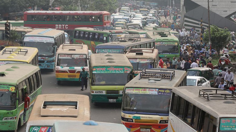 আপাতত বাড়ছে না বাসভাড়া