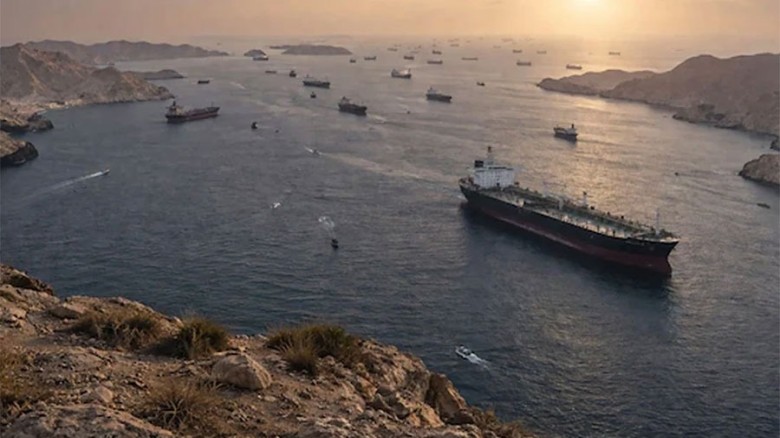 হরমুজ প্রণালি বন্ধ থাকলে বিশ্বে ভয়াবহ পরিস্থিতি তৈরি হবে: ইই